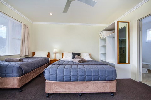 Wintersun Gardens Motel - Accommodation Brisbane 2