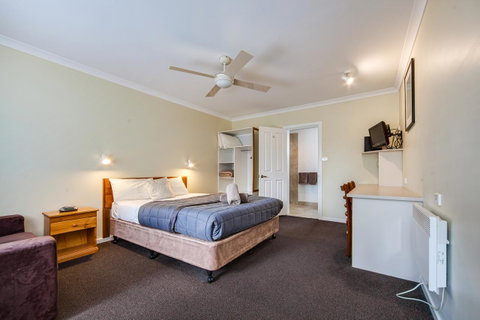 Wintersun Gardens Motel - Accommodation Brisbane 10