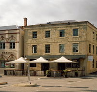 Moss Hotel - Accommodation Brisbane