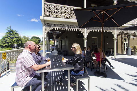 Deloraine Hotel - Accommodation Brisbane 9