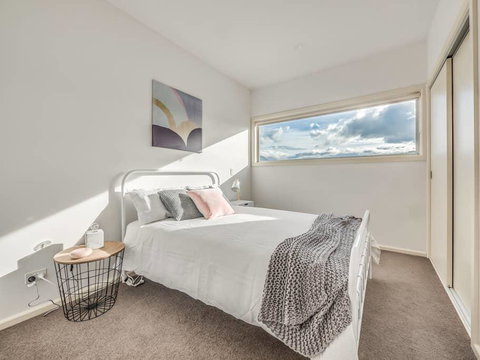 Marina View Apartment - Accommodation Brisbane 3