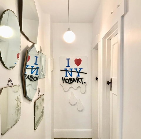 Devine Stays - Rupert #1 NOHO Art Apartment - Accommodation Brisbane 3