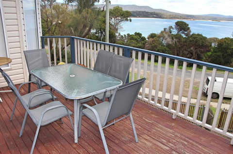 Front Row Beachfront - Accommodation Brisbane 2