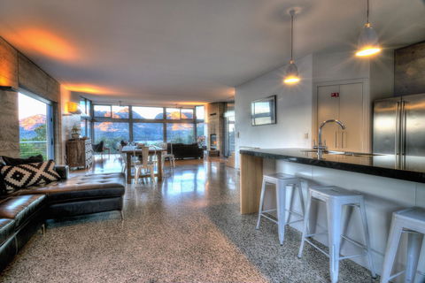 The Loft - Accommodation Brisbane 16