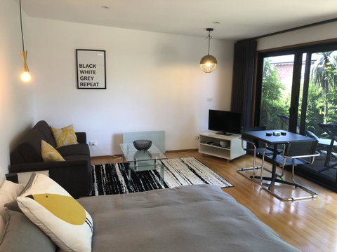 Studio SixA ... A Haven In The Heart Of Hobart - Accommodation Brisbane 2