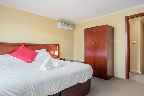 Battery Point Apartment With Car Park - Accommodation Brisbane 5
