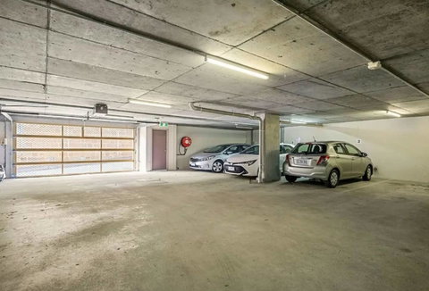 Battery Point Apartment With Car Park - Accommodation Brisbane 12