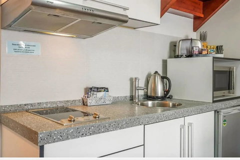 Battery Point Apartment With Car Park - Accommodation Brisbane 7