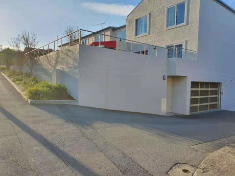 Battery Point Apartment With Car Park - Accommodation Brisbane 3