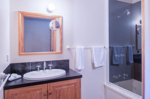 Freycinet Timber Cottage 2 - Accommodation Brisbane 1