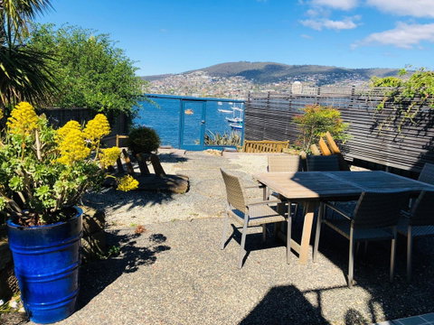 My Hobart Stay - Holiday Rentals - Accommodation Brisbane 1