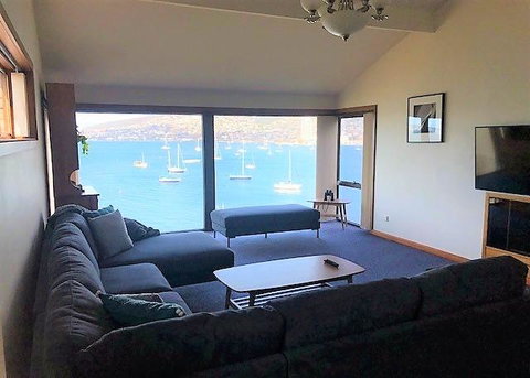 My Hobart Stay - Holiday Rentals - Accommodation Brisbane 4