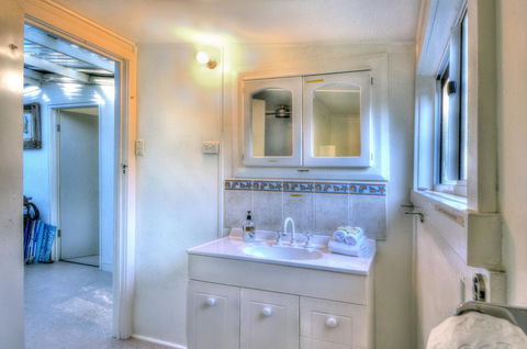 Cove Cottage - Accommodation Brisbane 17