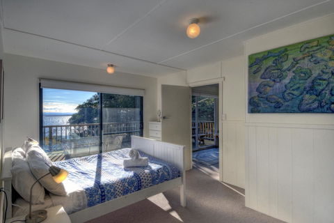 Cove Cottage - Accommodation Brisbane 0