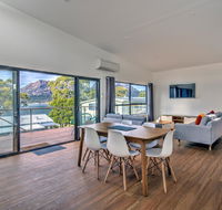 Dock of the Bay - Accommodation Brisbane