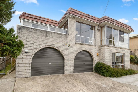 That '70s House - Accommodation Brisbane 3