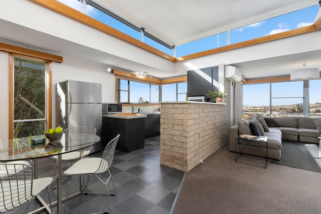 Oakdowns TAS Accommodation Brisbane