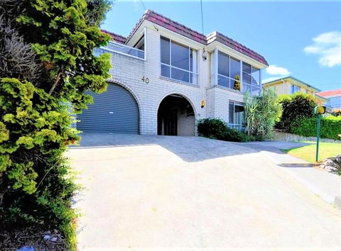 That '70s House - Accommodation Brisbane 32