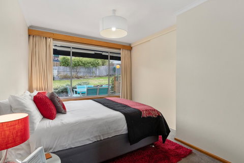 That '70s House - Accommodation Brisbane 17