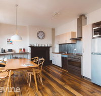 Devine Stays - Westside Apartment on Elizabeth - Accommodation Brisbane