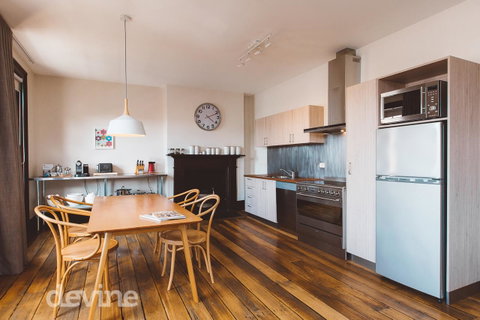 Devine Stays - Westside Apartment On Elizabeth - Accommodation Brisbane 0