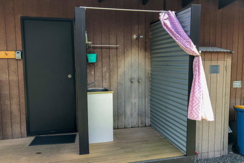 BAY OF FIRES ECO HUT Off Grid Experience At Binalong Bay - Accommodation Brisbane 17