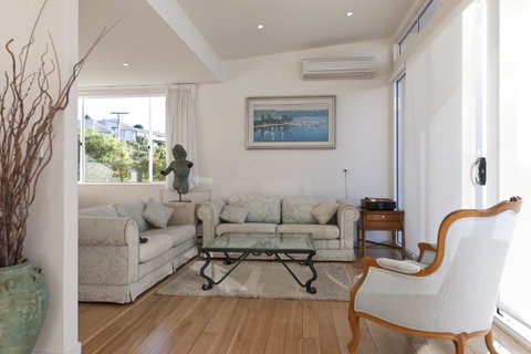 567 Sandy Bay - Accommodation Brisbane 2
