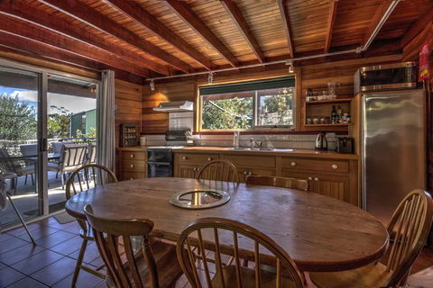 Freedom At Freycinet - Accommodation Brisbane 7