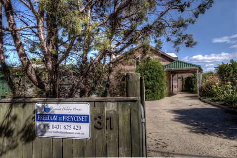 Freedom At Freycinet - Accommodation Brisbane 8