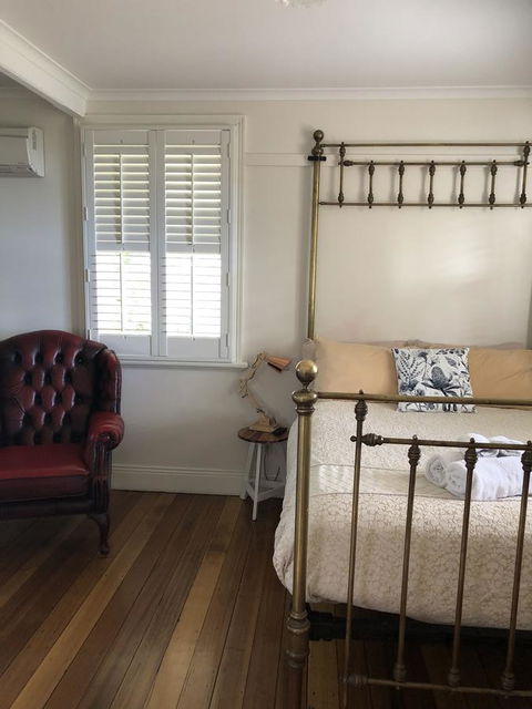 The Port Masters Lodgings - Accommodation Brisbane 11