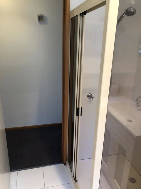 Little Mountain Town - Accommodation Brisbane 9