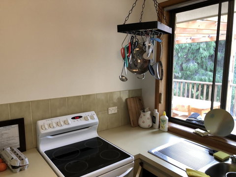 Little Mountain Town - Accommodation Brisbane 2