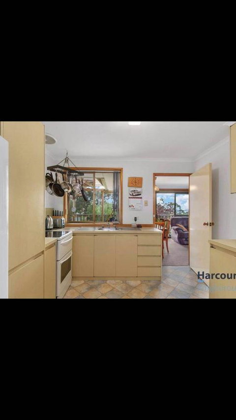 Little Mountain Town - Accommodation Brisbane 16