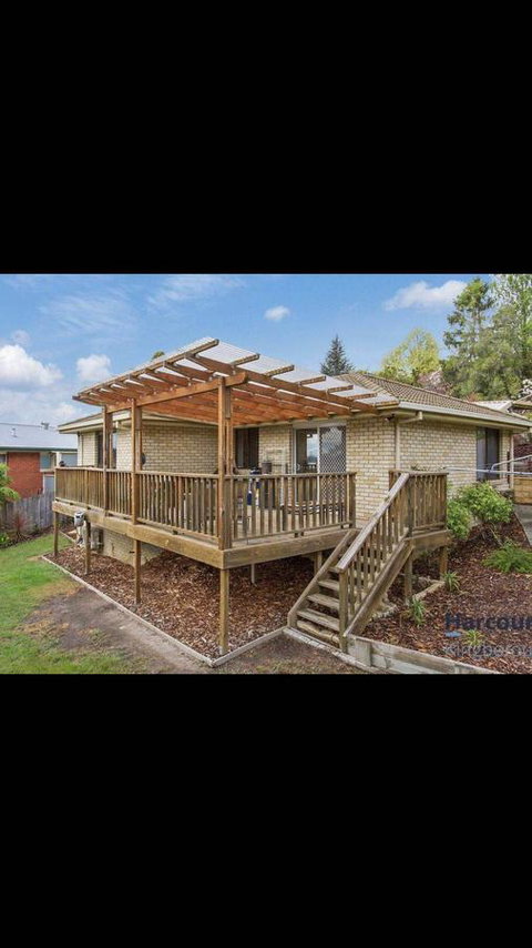 Little Mountain Town - Accommodation Brisbane 12