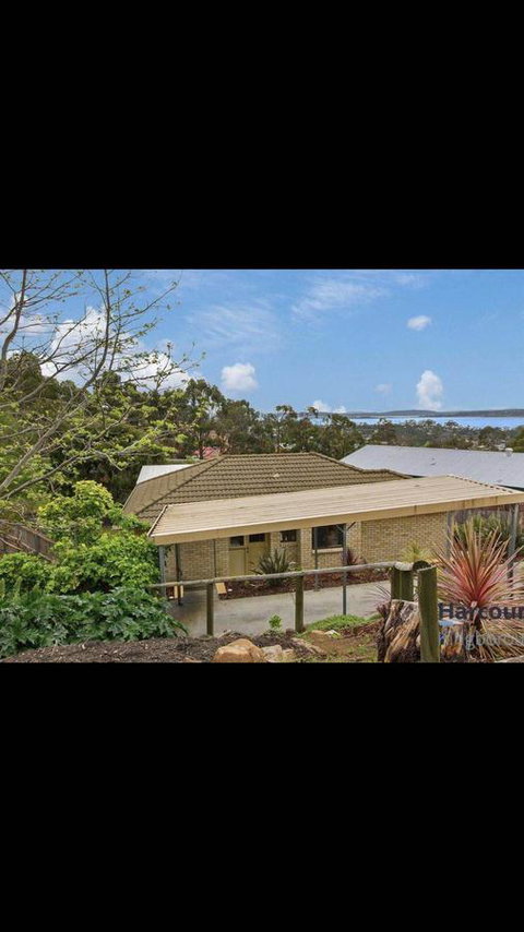 Little Mountain Town - Accommodation Brisbane 13