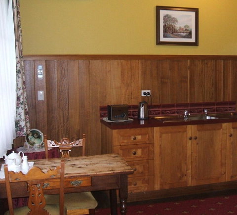 Touchwood Cottages - Accommodation Brisbane 23