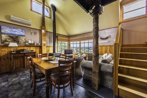 Touchwood Cottages - Accommodation Brisbane 33