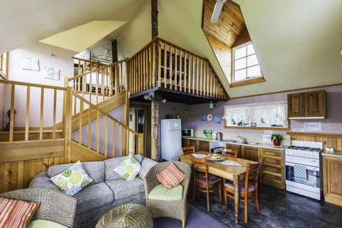 Touchwood Cottages - Accommodation Brisbane 29
