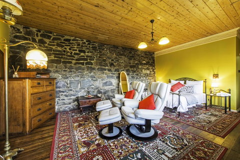 Touchwood Cottages - Accommodation Brisbane 38