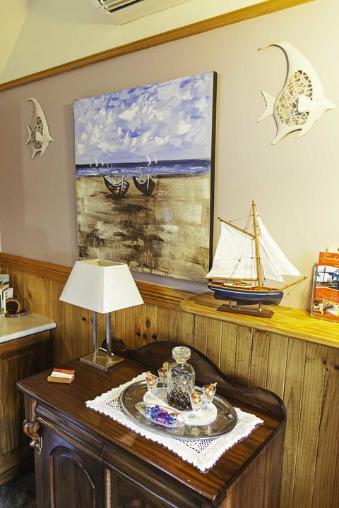 Touchwood Cottages - Accommodation Brisbane 7