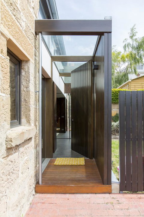 Stone Flower - Accommodation Brisbane 1