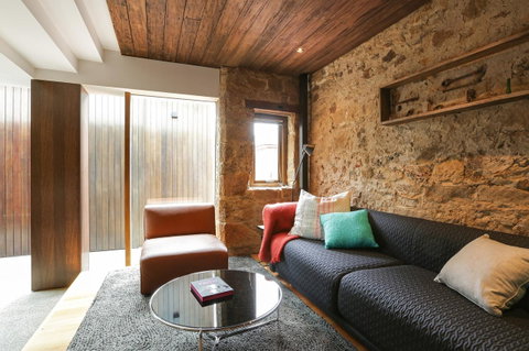Stone Flower - Accommodation Brisbane 7