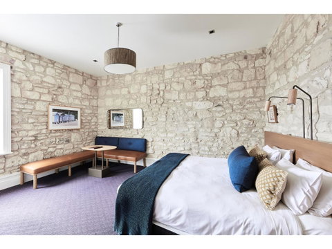 Hotel Sorrento - Accommodation Brisbane 8