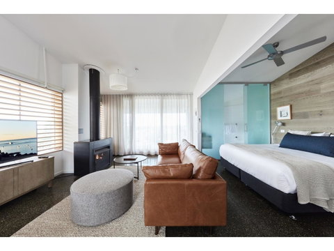 Hotel Sorrento - Accommodation Brisbane 5