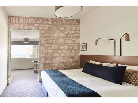 Hotel Sorrento - Accommodation Brisbane 10
