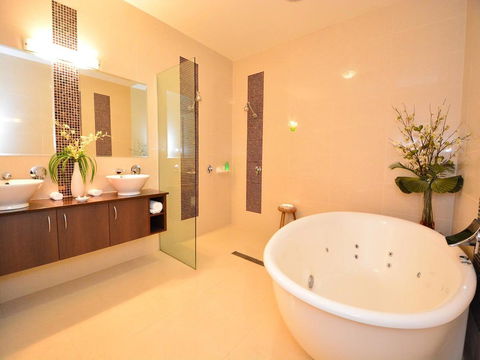 Mornington Hotel - Accommodation Brisbane 25