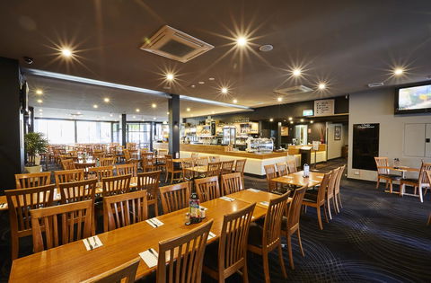 Mornington Hotel - Accommodation Brisbane 9