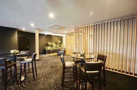 Mornington Hotel - Accommodation Brisbane 13