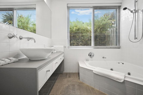 Oceanic Sorrento - Accommodation Brisbane 5