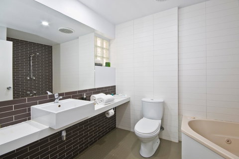 Lorne Bay View Motel - Accommodation Brisbane 30